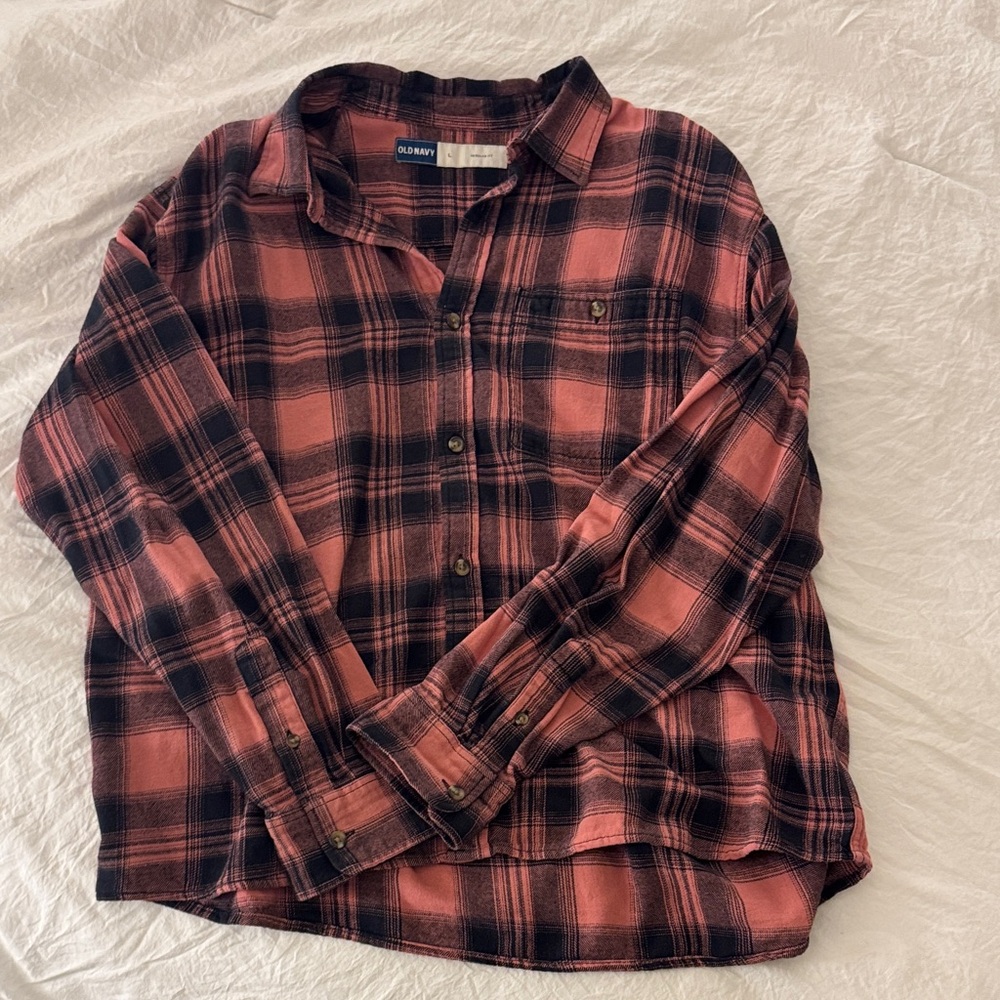 Women’s Plaid Button-Up Shirt